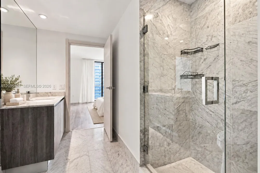801 S Miami Ave #1810 Miami, FL 33130