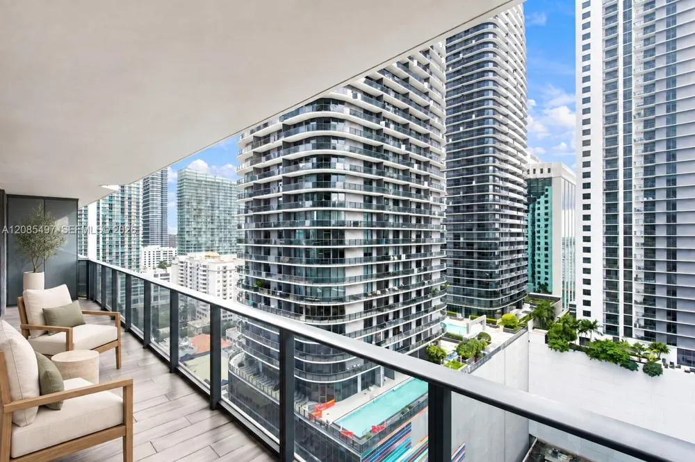 801 S Miami Ave #1810 Miami, FL 33130