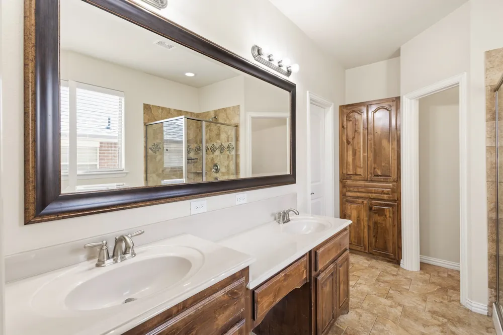 8224 Summerview Court Fort Worth, TX 76123