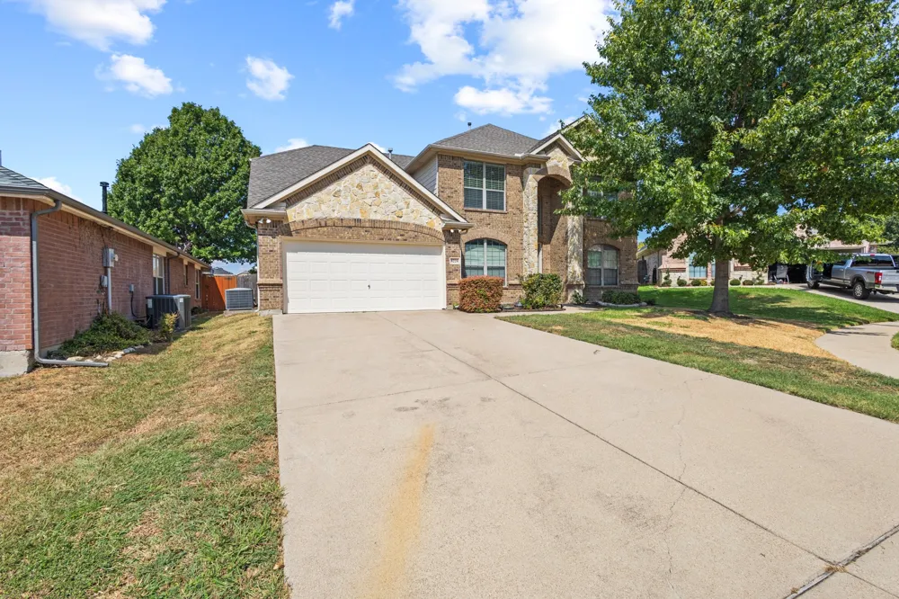 8224 Summerview Court Fort Worth, TX 76123