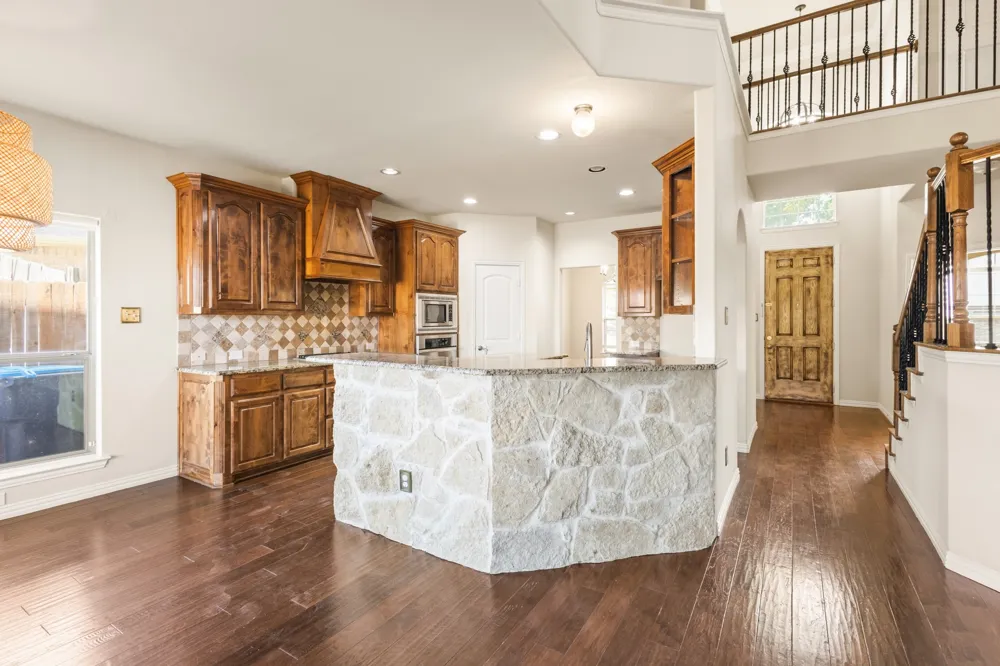 8224 Summerview Court Fort Worth, TX 76123