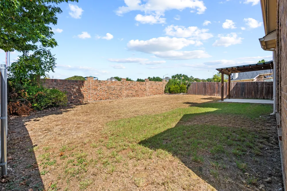 8224 Summerview Court Fort Worth, TX 76123