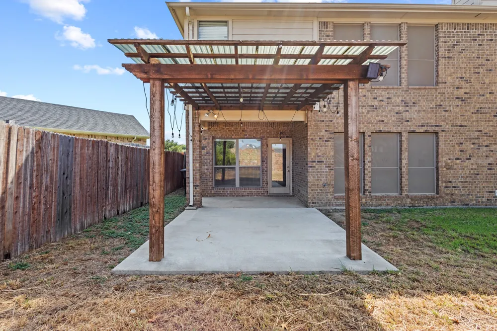 8224 Summerview Court Fort Worth, TX 76123