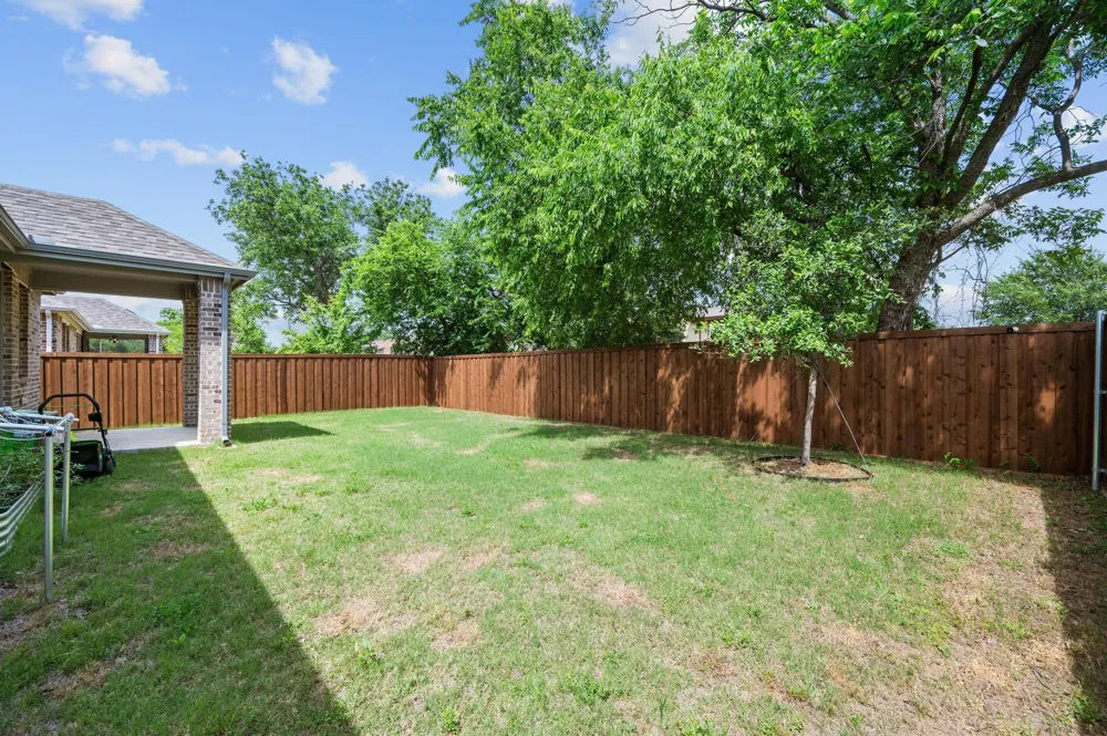 2848 Acadia Drive Corinth, TX 76210