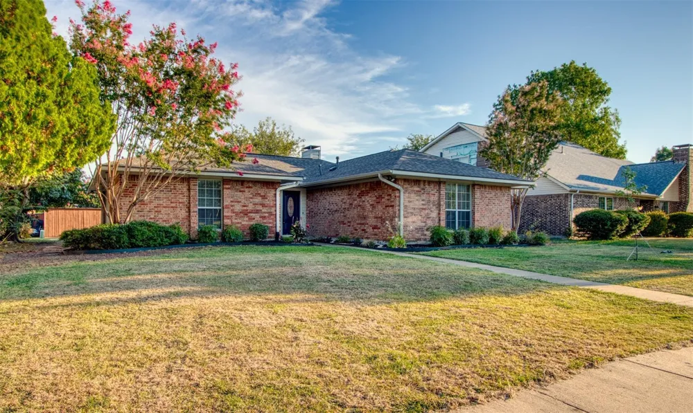 1114 Midway Drive Richardson, TX 75081