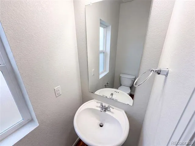 5573 Killarney Court Denver, CO 80249