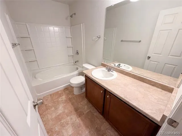 5573 Killarney Court Denver, CO 80249