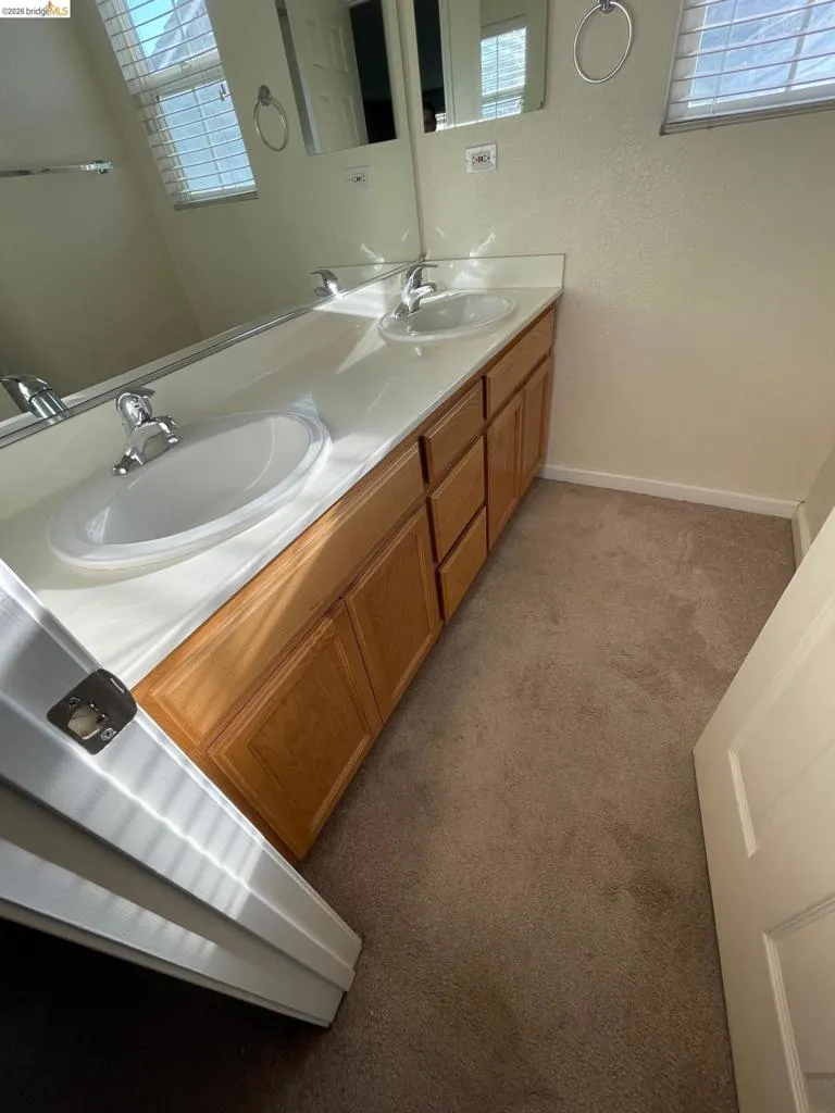 2309 St Augustine Dr Brentwood, CA 94513