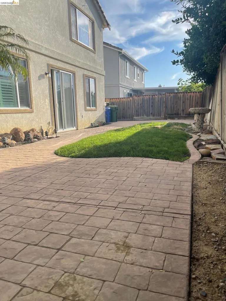 2309 St Augustine Dr Brentwood, CA 94513