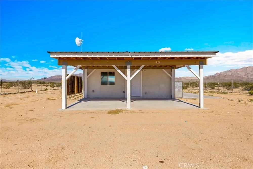 86515 Amboy Road 29 Palms, CA 92277