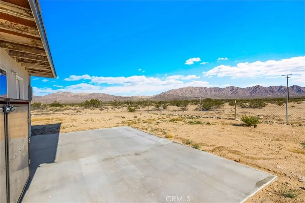 86515 Amboy Road 29 Palms, CA 92277