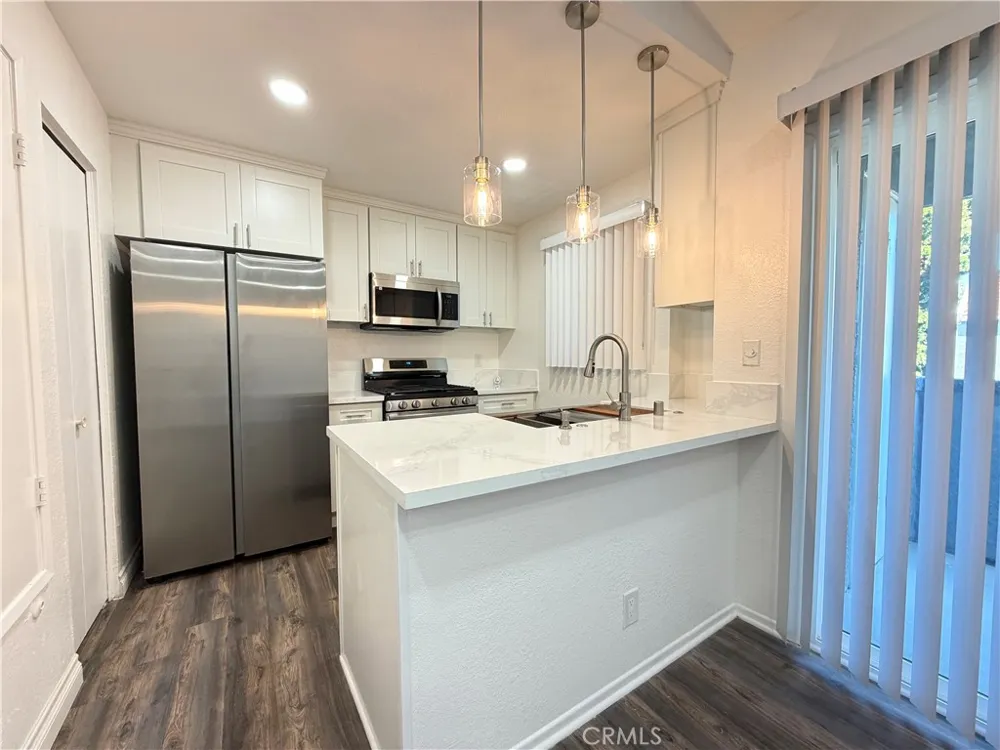 14030 McClure Avenue #201 Paramount, CA 90723