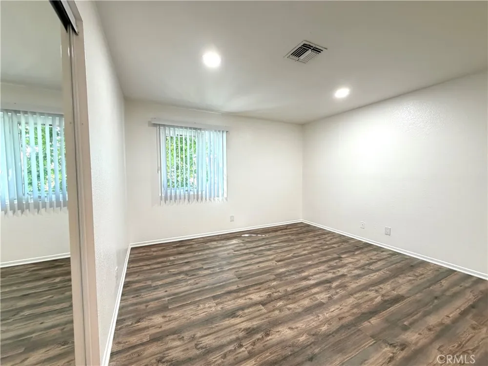 14030 McClure Avenue #201 Paramount, CA 90723