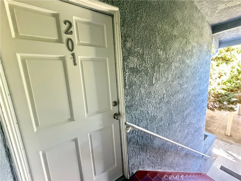 14030 McClure Avenue #201 Paramount, CA 90723