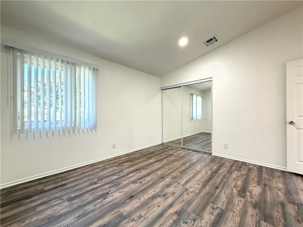 14030 McClure Avenue #201 Paramount, CA 90723