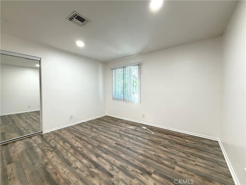 14030 McClure Avenue #201 Paramount, CA 90723