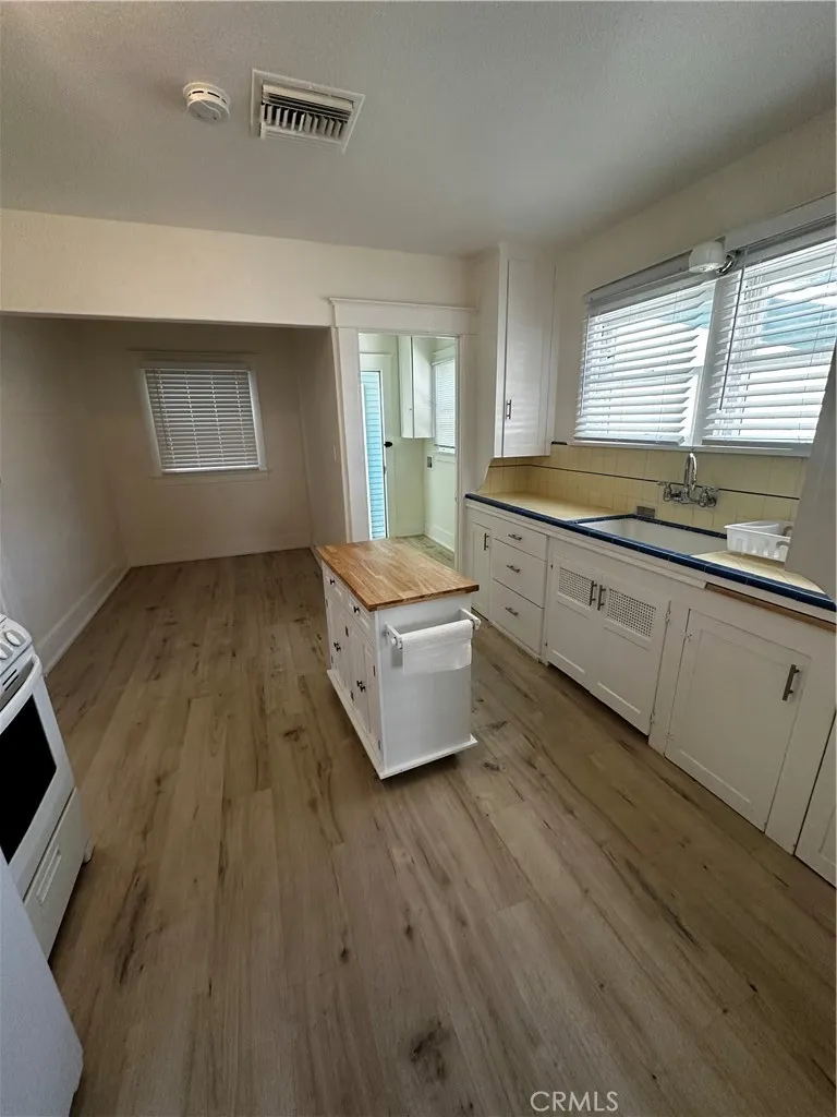 3455 Locust Street Riverside, CA 92501
