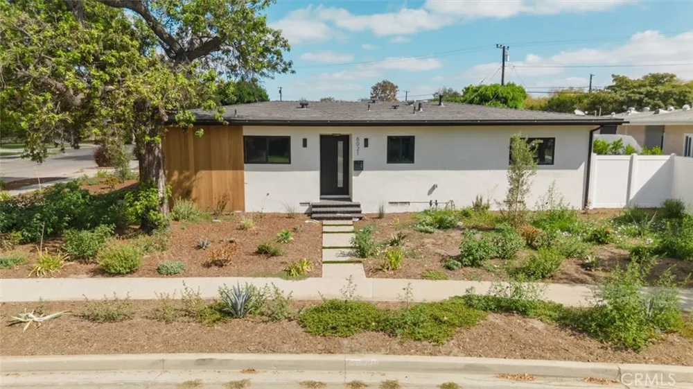 6021 E Oakbrook Street Long Beach, CA 90815