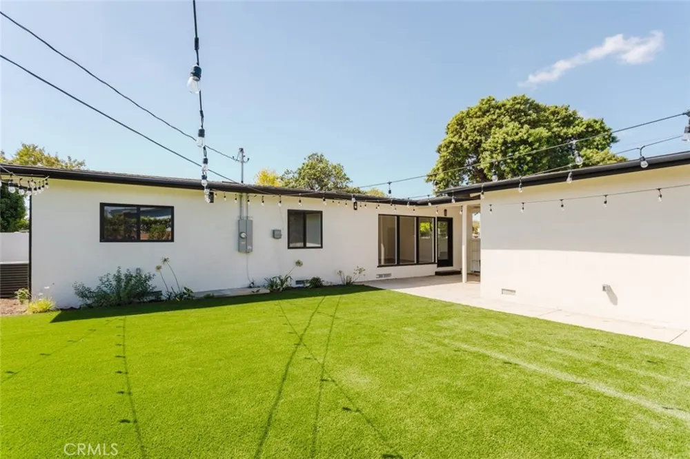6021 E Oakbrook Street Long Beach, CA 90815