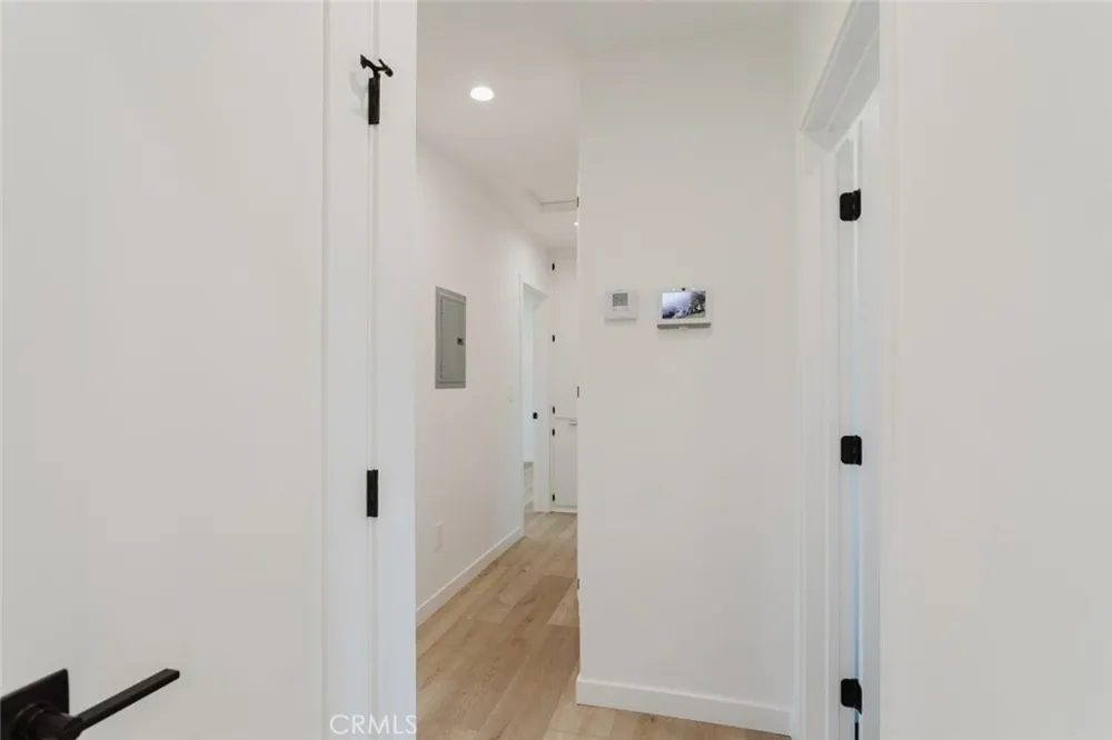 6021 E Oakbrook Street Long Beach, CA 90815