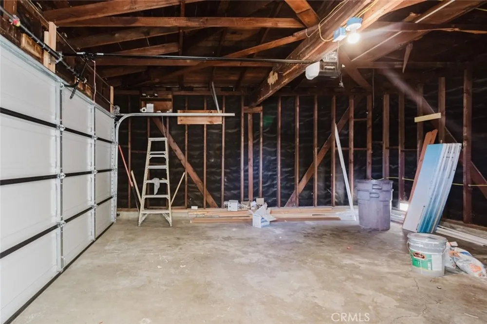 6021 E Oakbrook Street Long Beach, CA 90815