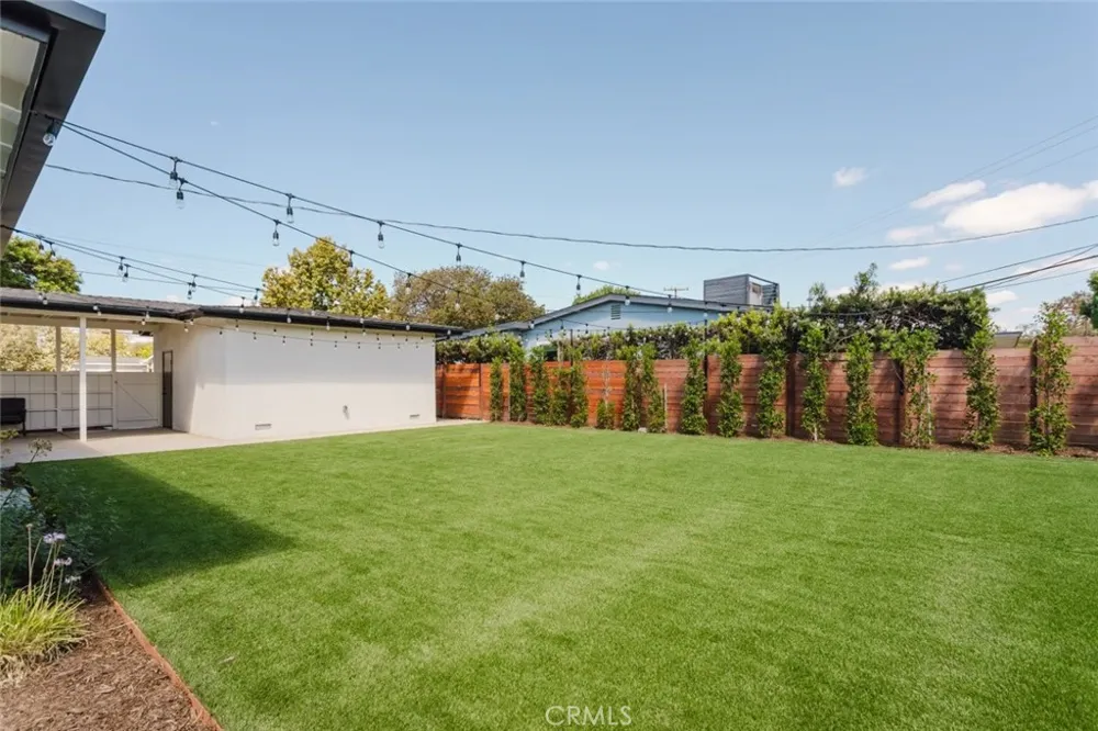 6021 E Oakbrook Street Long Beach, CA 90815