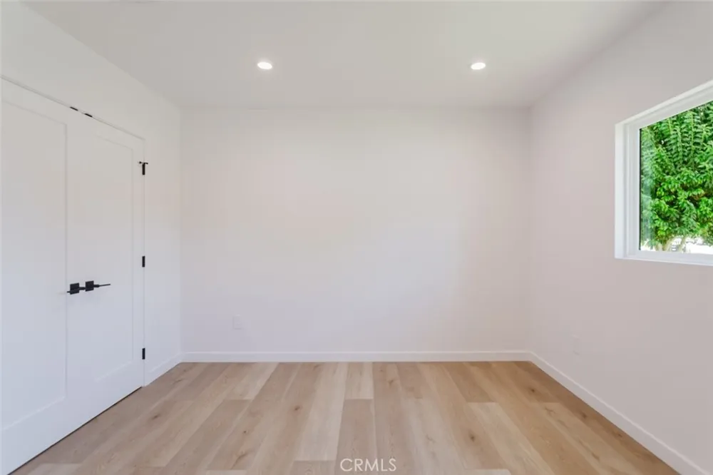 6021 E Oakbrook Street Long Beach, CA 90815