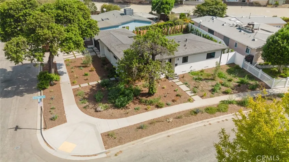 6021 E Oakbrook Street Long Beach, CA 90815
