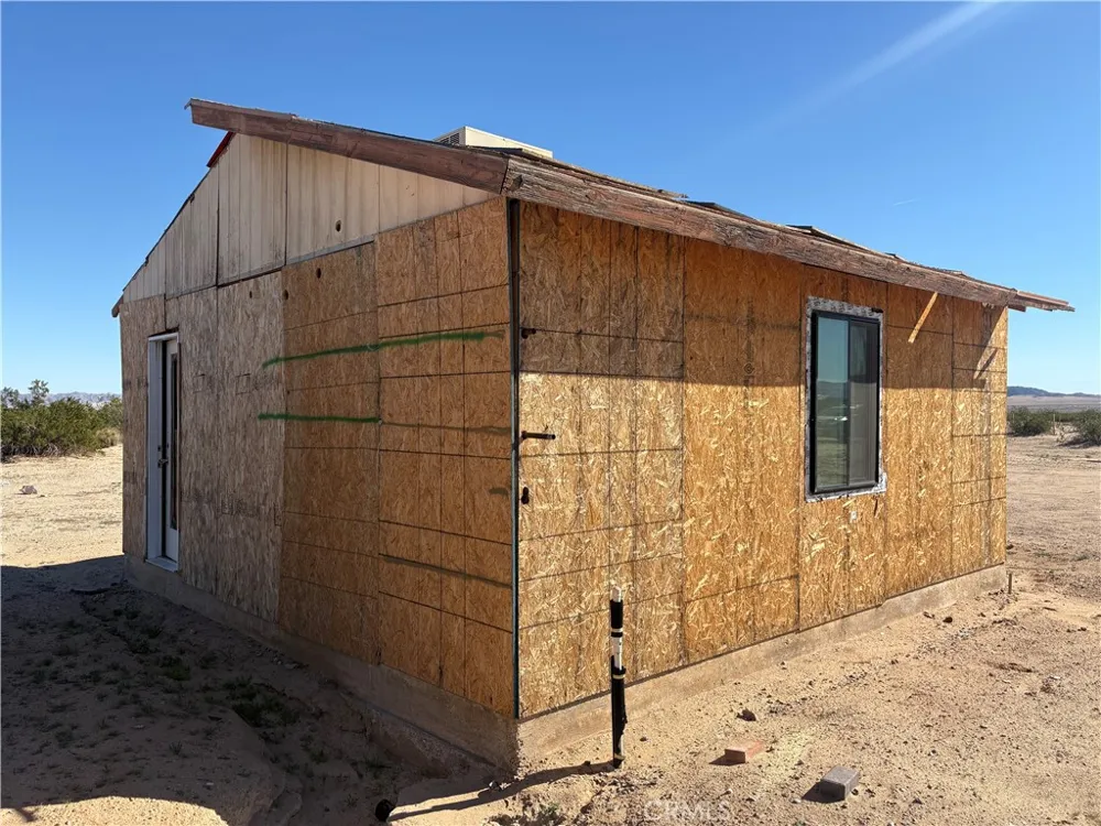 85875 Diamond Bar Road 29 Palms, CA 92277