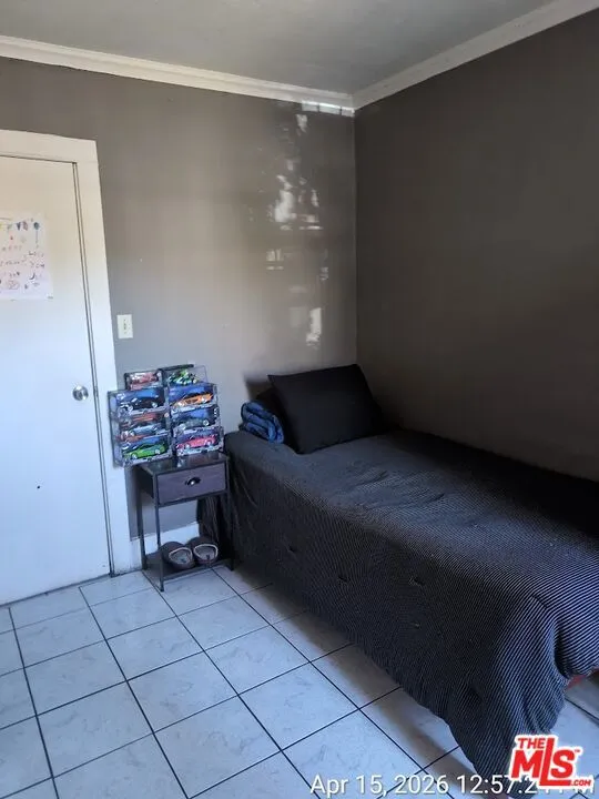 1654 E 32nd Street Los Angeles, CA 90011