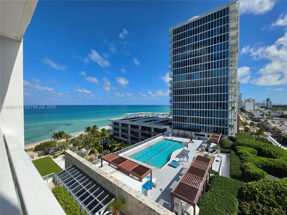 6801 Collins Ave #1014 Legal 1004 Door Miami Beach, FL 33141