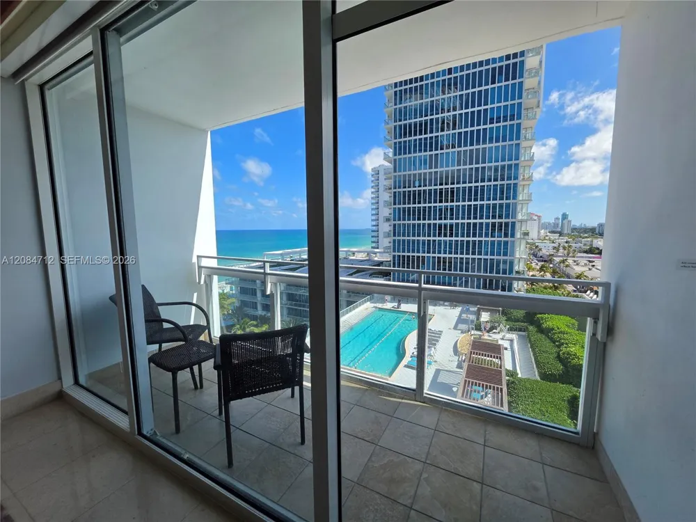 6801 Collins Ave #1014 Legal 1004 Door Miami Beach, FL 33141