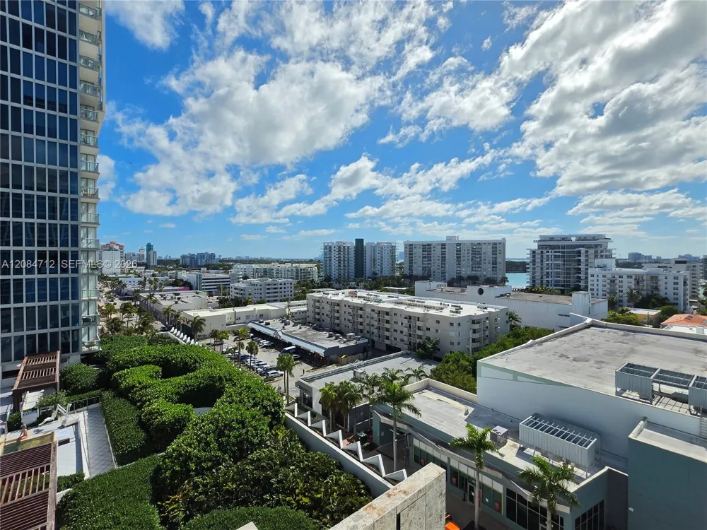 6801 Collins Ave #1014 Legal 1004 Door Miami Beach, FL 33141