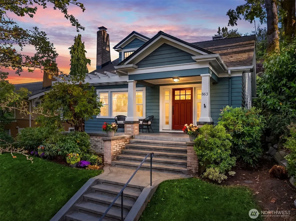 863 E Gwinn Place Seattle, WA 98102