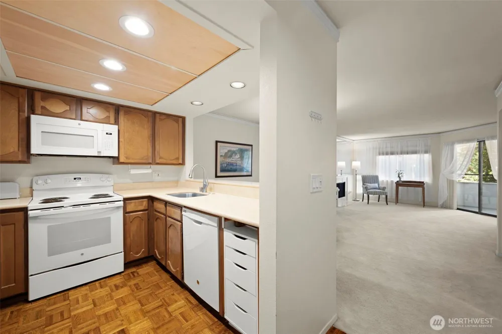 401 100th Avenue NE #213 Bellevue, WA 98004