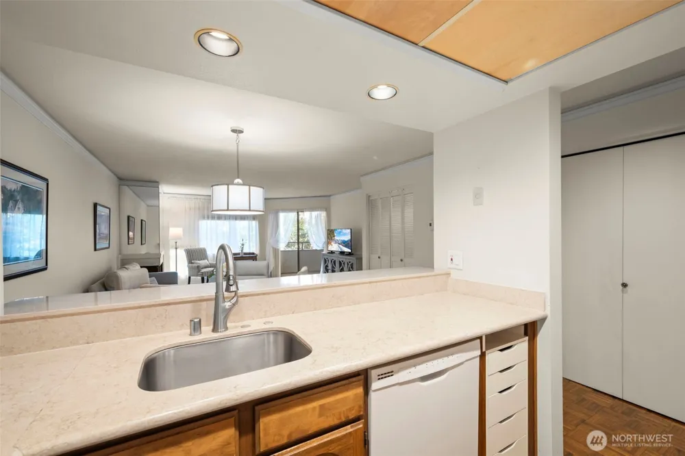 401 100th Avenue NE #213 Bellevue, WA 98004