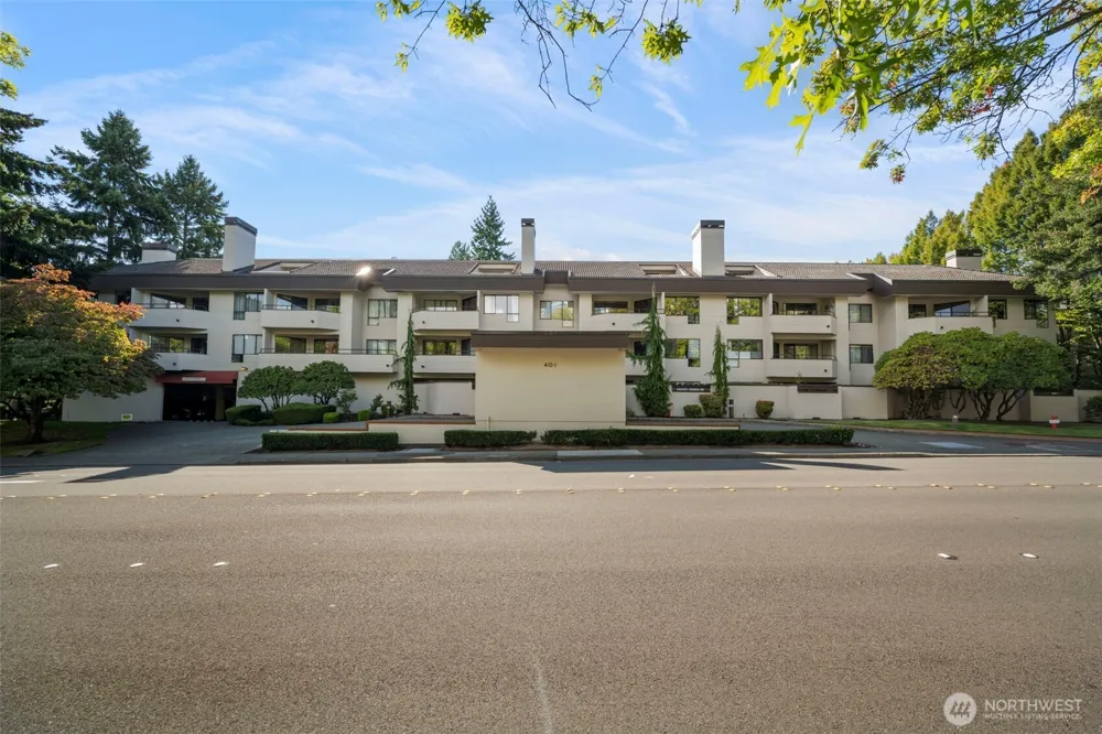 401 100th Avenue NE #213 Bellevue, WA 98004