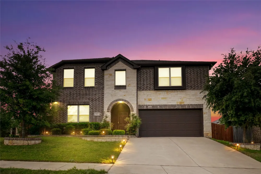 801 Oriel Circle Fort Worth, TX 76036