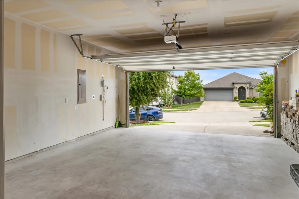801 Oriel Circle Fort Worth, TX 76036