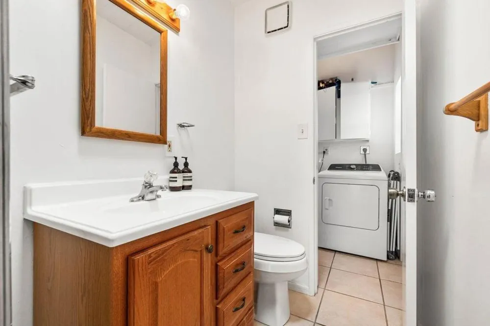 2211 Starr Road Palm Springs, CA 92262