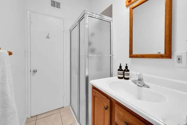 2211 Starr Road Palm Springs, CA 92262