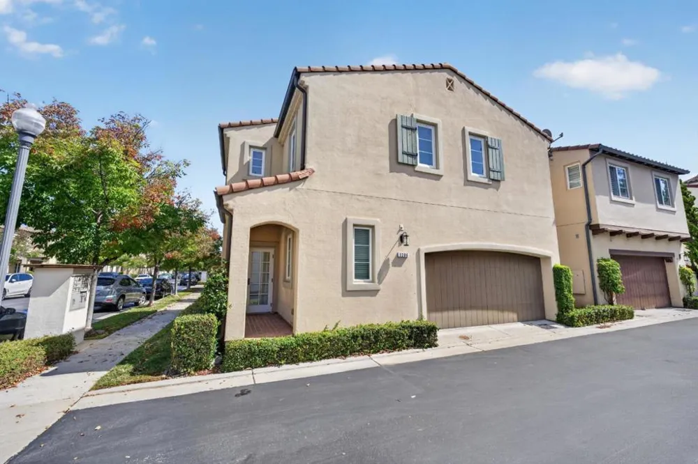 1206 Dahlia Loop San Jose, CA 95126
