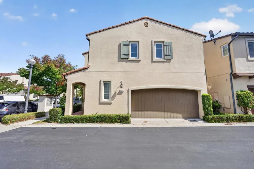 1206 Dahlia Loop San Jose, CA 95126