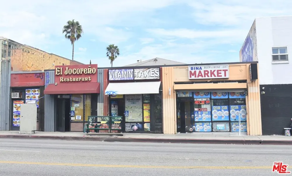 904 Western Avenue Los Angeles, CA 90029