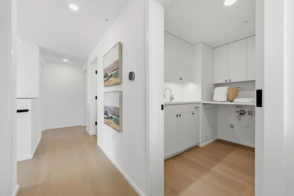 2076 Coastland Avenue San Jose, CA 95125