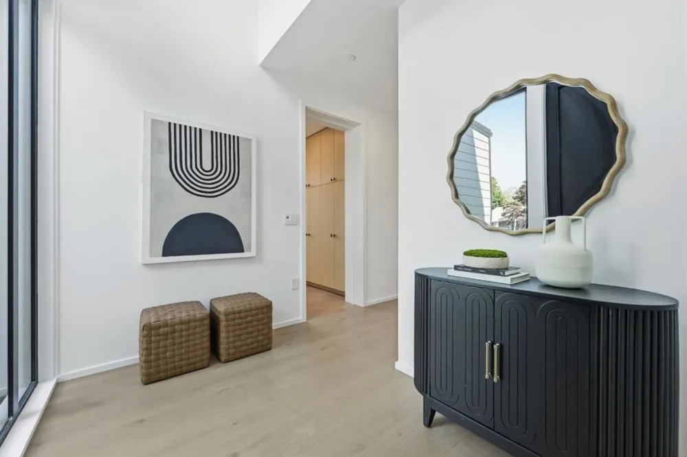 2076 Coastland Avenue San Jose, CA 95125