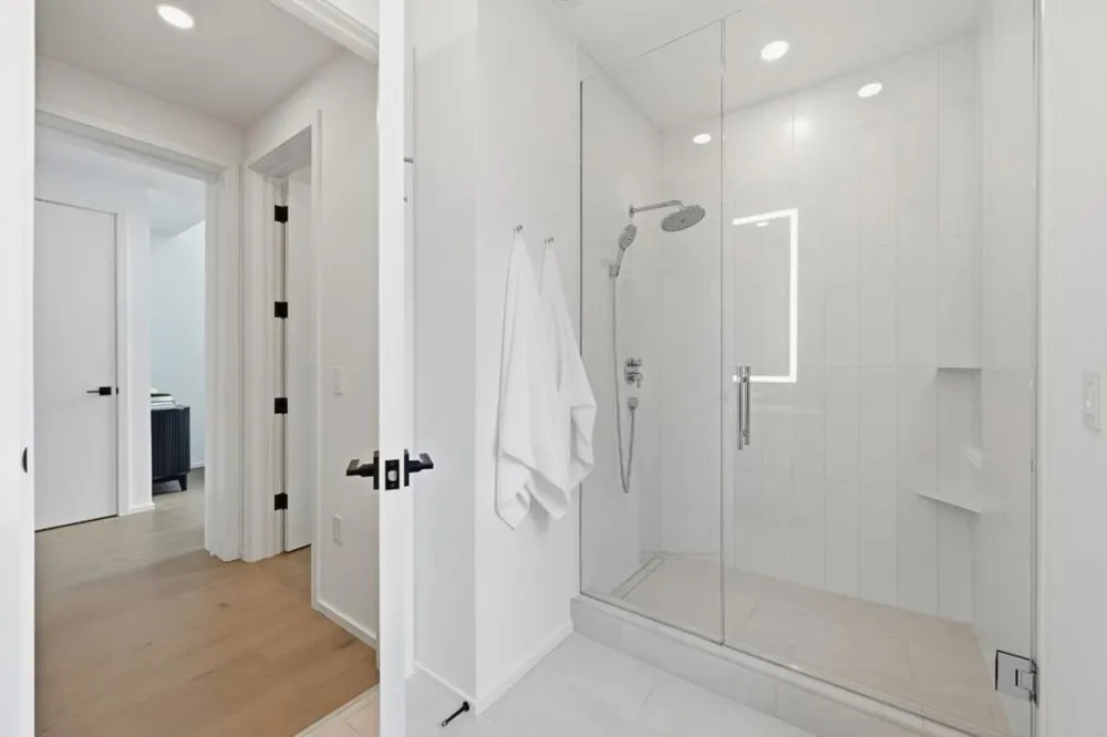 2076 Coastland Avenue San Jose, CA 95125
