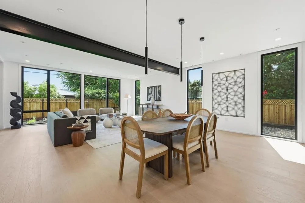 2076 Coastland Avenue San Jose, CA 95125