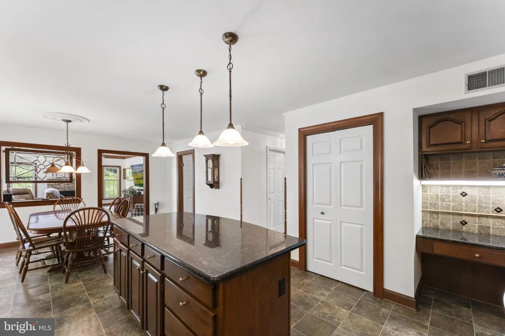 120 SUMMIT DRIVE Phoenixville, PA 19460