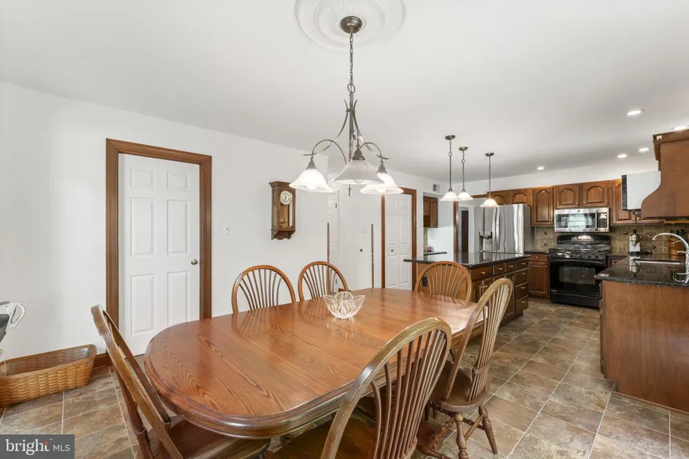 120 SUMMIT DRIVE Phoenixville, PA 19460